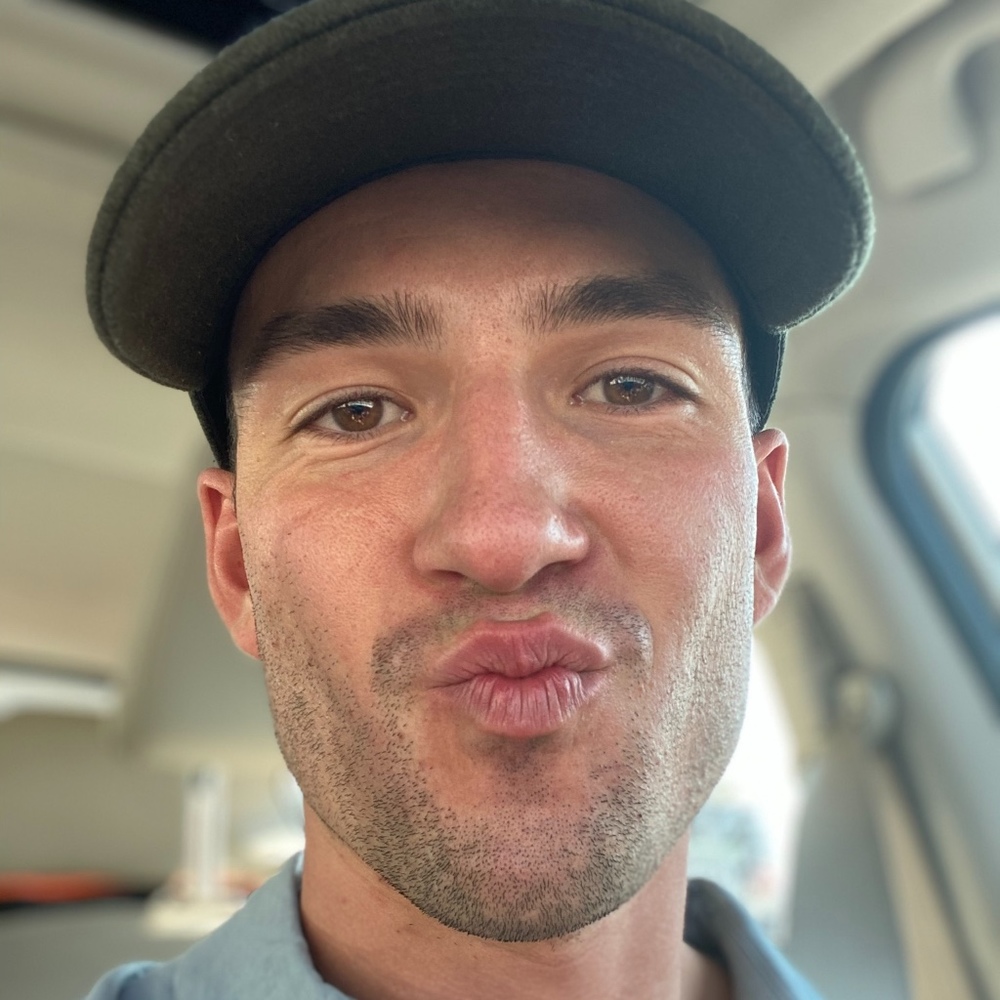 Meet your Posher, Julian